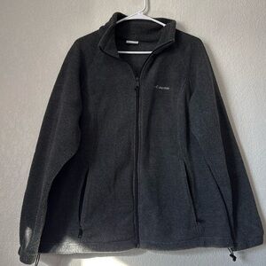 Men’s Columbia fleece jacket
